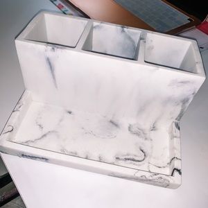 Marble bathroom organizer